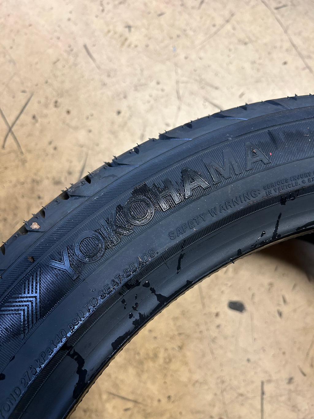 YOKOHAMA ADVAN SPORT A/S PLUS BSW P 255 40 19 100Y UHP TIRE 110140655