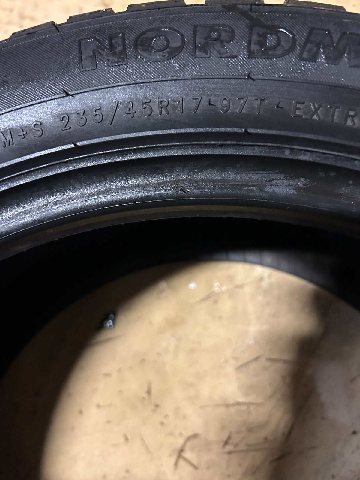NOKIAN NORDMAN 7 BSW P 235 45 17 97T XL WINTER TIRE TS32380