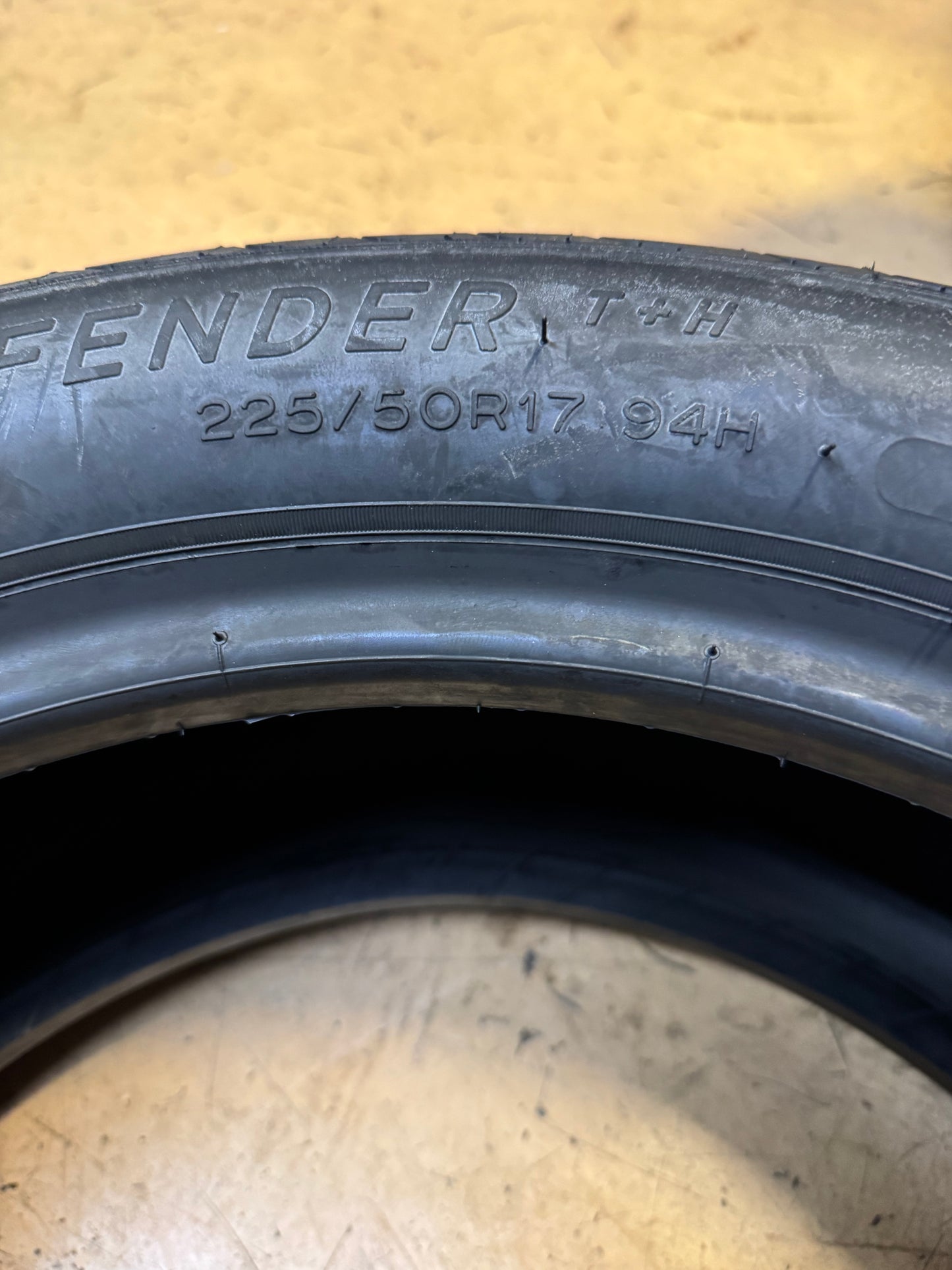 2 MICHELIN DEFENDER T+H BSW P 225 50 17 94H ALL SEASON TIRE 32073