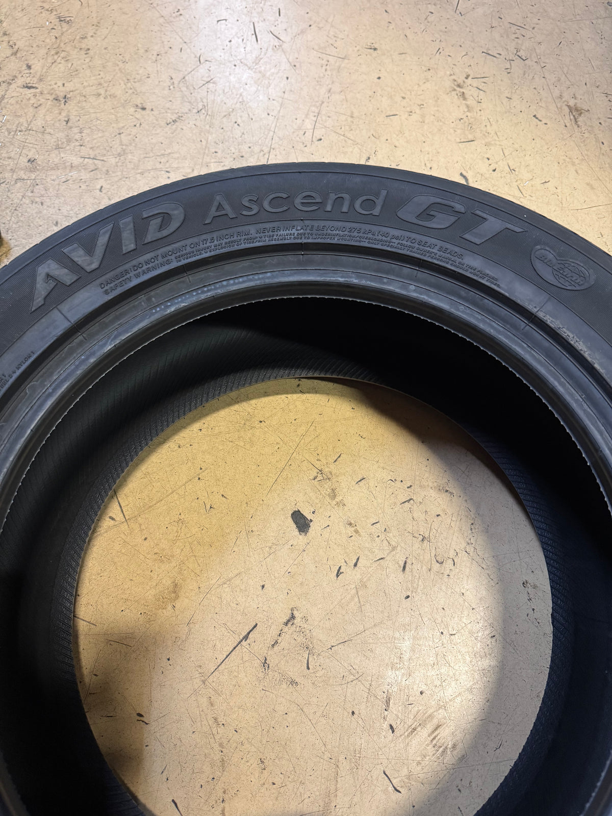 YOKOHAMA AVID ASCEND GT BSW P 235 55 17 99H ALL SEASON TIRE 110132728