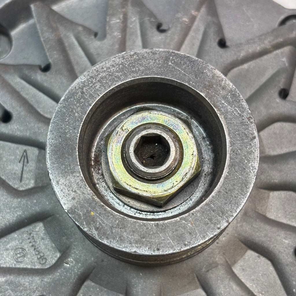 USED 1992 PORSCHE 968 ALTERNATOR 8001