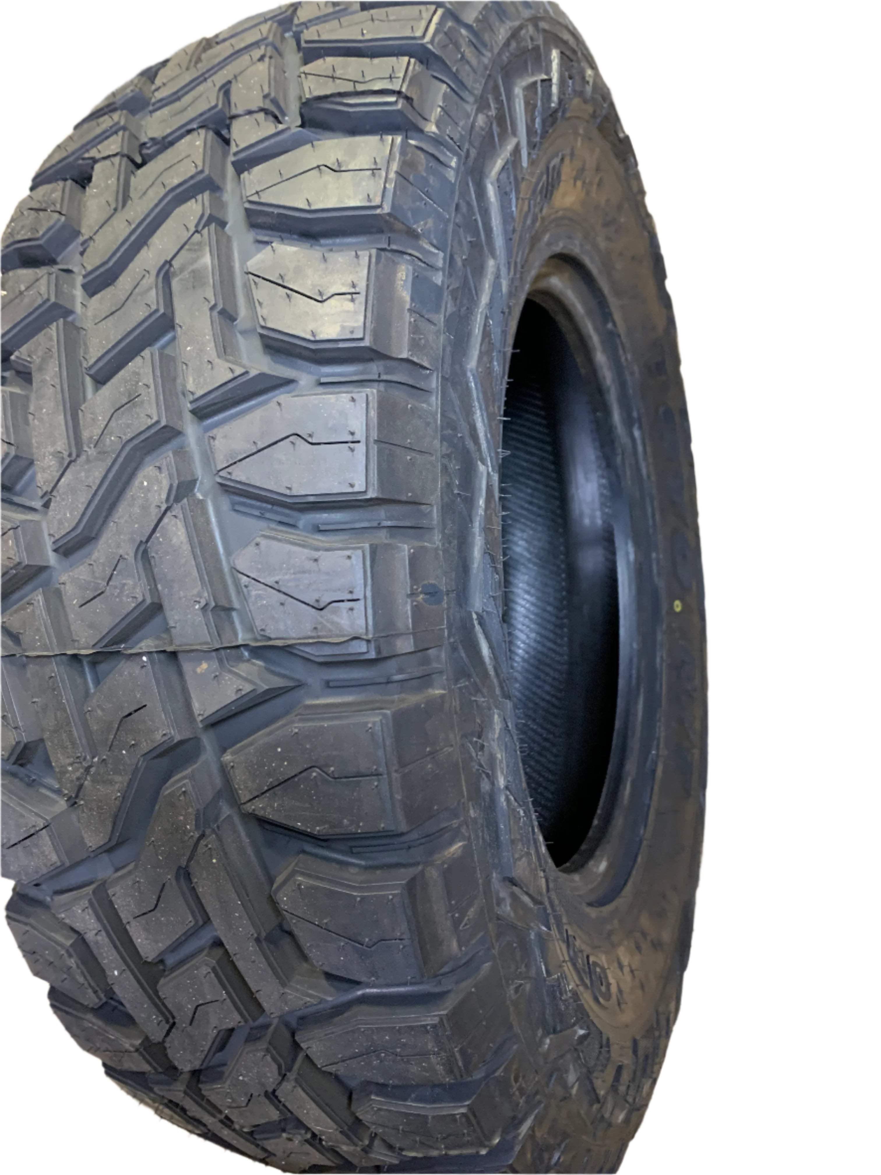 (KSL ONLY) NOS TOYO OPEN COUNTRY R/T BSW LT 285 70 17 121/118Q 10 PLY ALL TERRAIN TIRE 350160