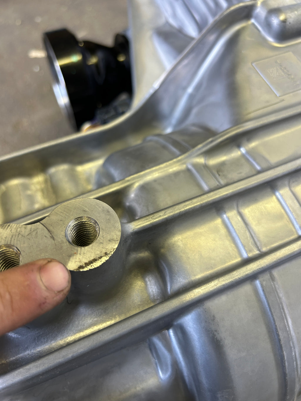 GENUINE TRANSFER CASE ASSY 21-23 FORD BRANCO MB3P-7A195-BG