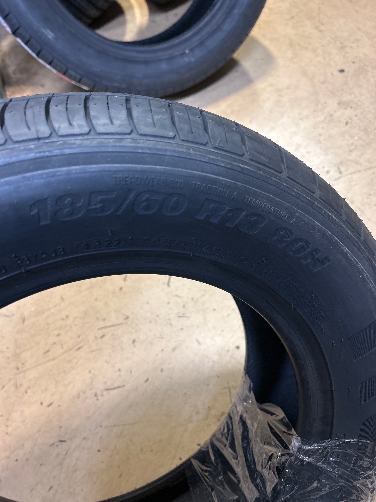 2 KUMHO SOLUS HS11 BSW P 185 60 13 80H HIGHWAY TIRE 2247043