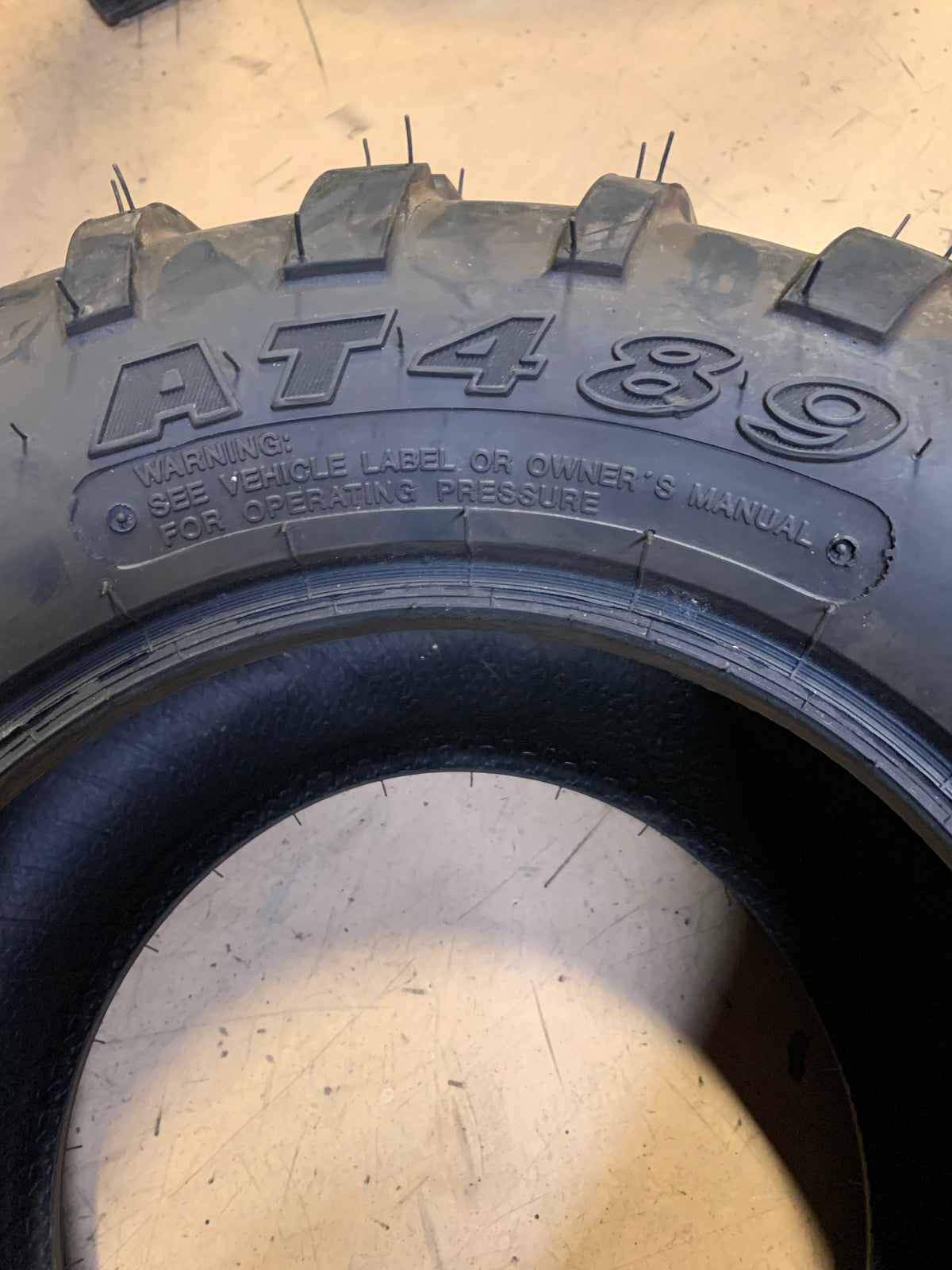 NOS CARLISLE AT489 BSW AT  24 11 12  ATV/UTV TIRE 589344