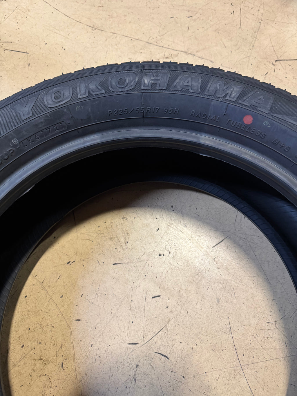 YOKOHAMA GEOLANDAR G95A BSW P 225 55 17 95H ALL SEASON TIRE 110193210
