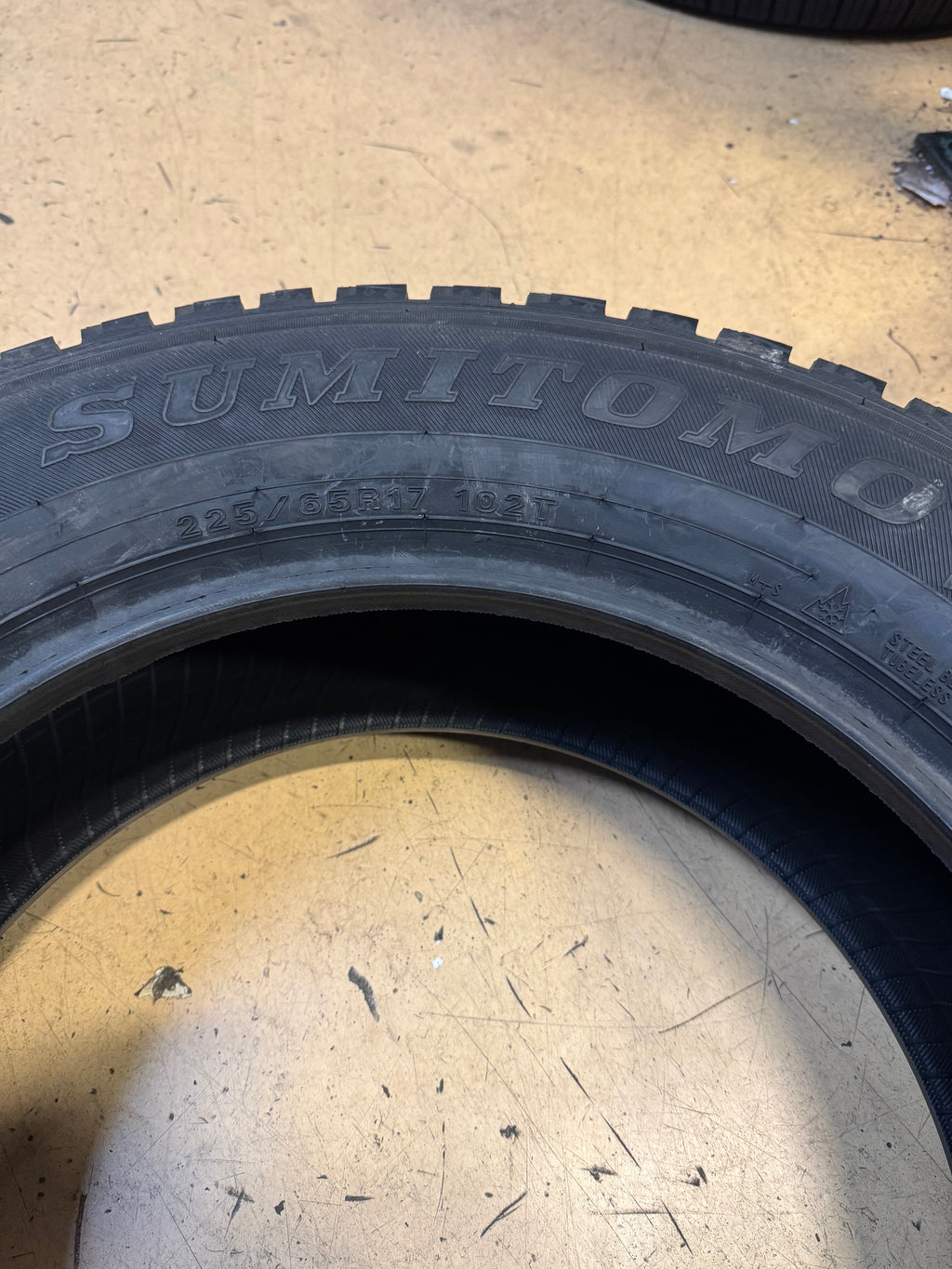 SUMITOMO ICE EDGE BSW P 225 65 17 102T WINTER TIRE EDG76