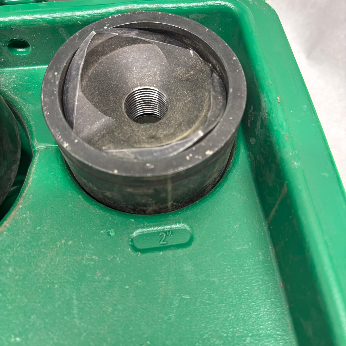 USED GREENLEE LS100X INTELLI-PUNCH 11-TON BATTERY-HYDRAULIC KNOCKOUT PUNCH KIT WITH SLUG-BUSTER