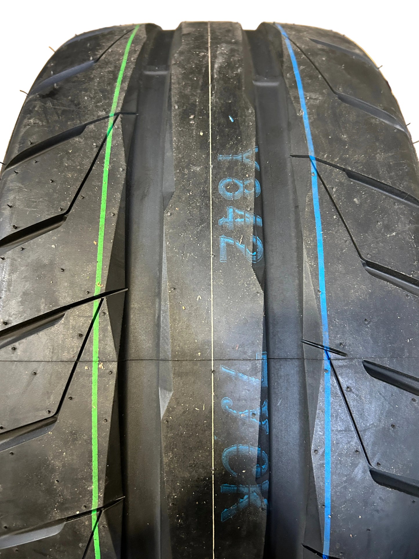 NITTO NT05 BSW P 245 40 18 97W XL PERFORMANCE TIRE 207030