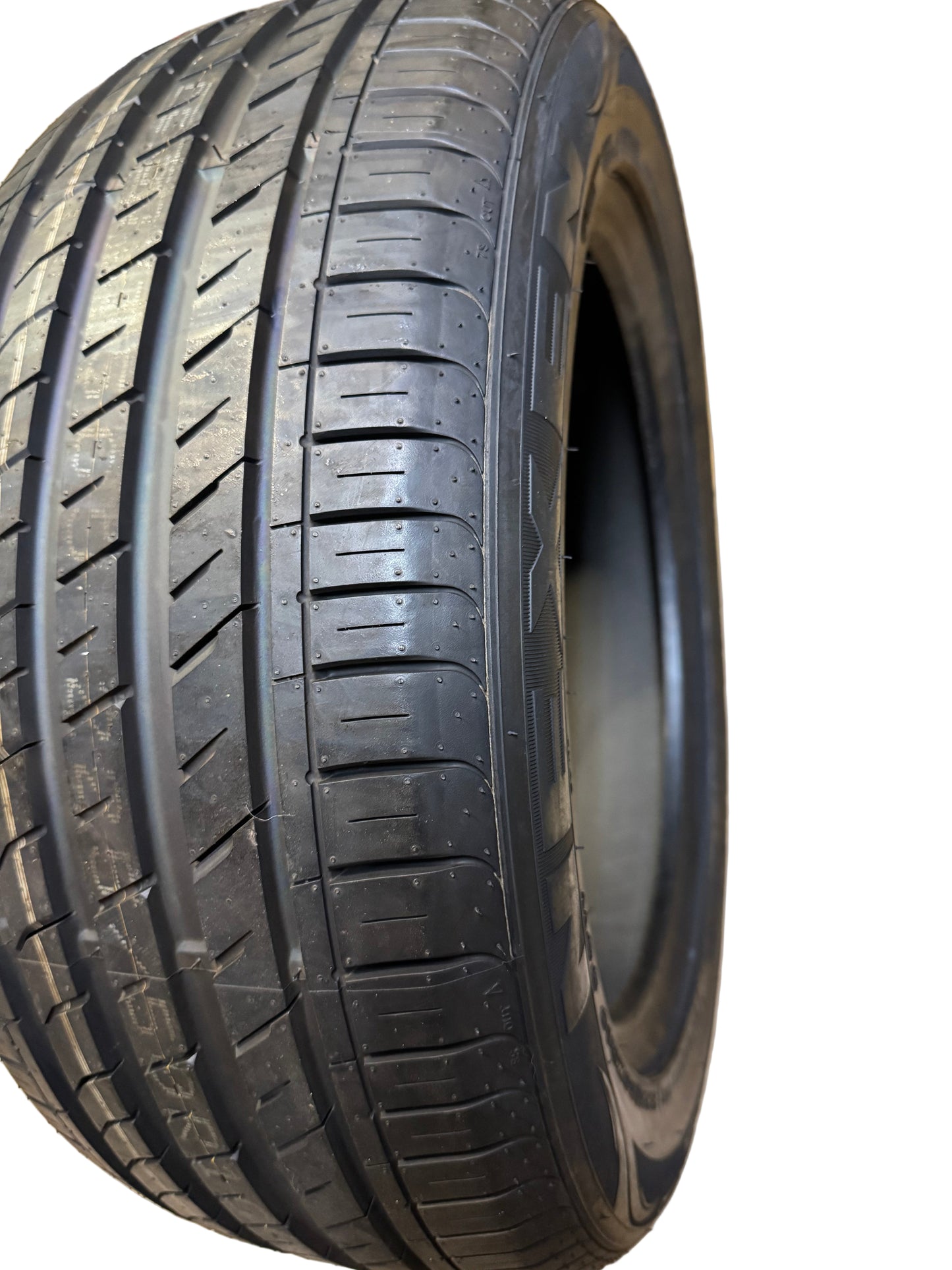 NOS NEXEN NFERRA SU1 BSW P 225 50 16 96W XL SUMMER TIRE 12333NXK