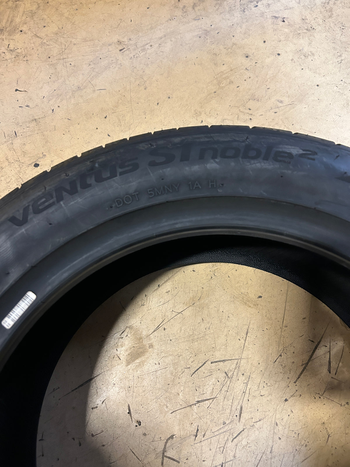 NOS HANKOOK VENTUS S1 NOBLE 2 BSW P 195 55 16 87V ALL SEASON TIRE 1016065