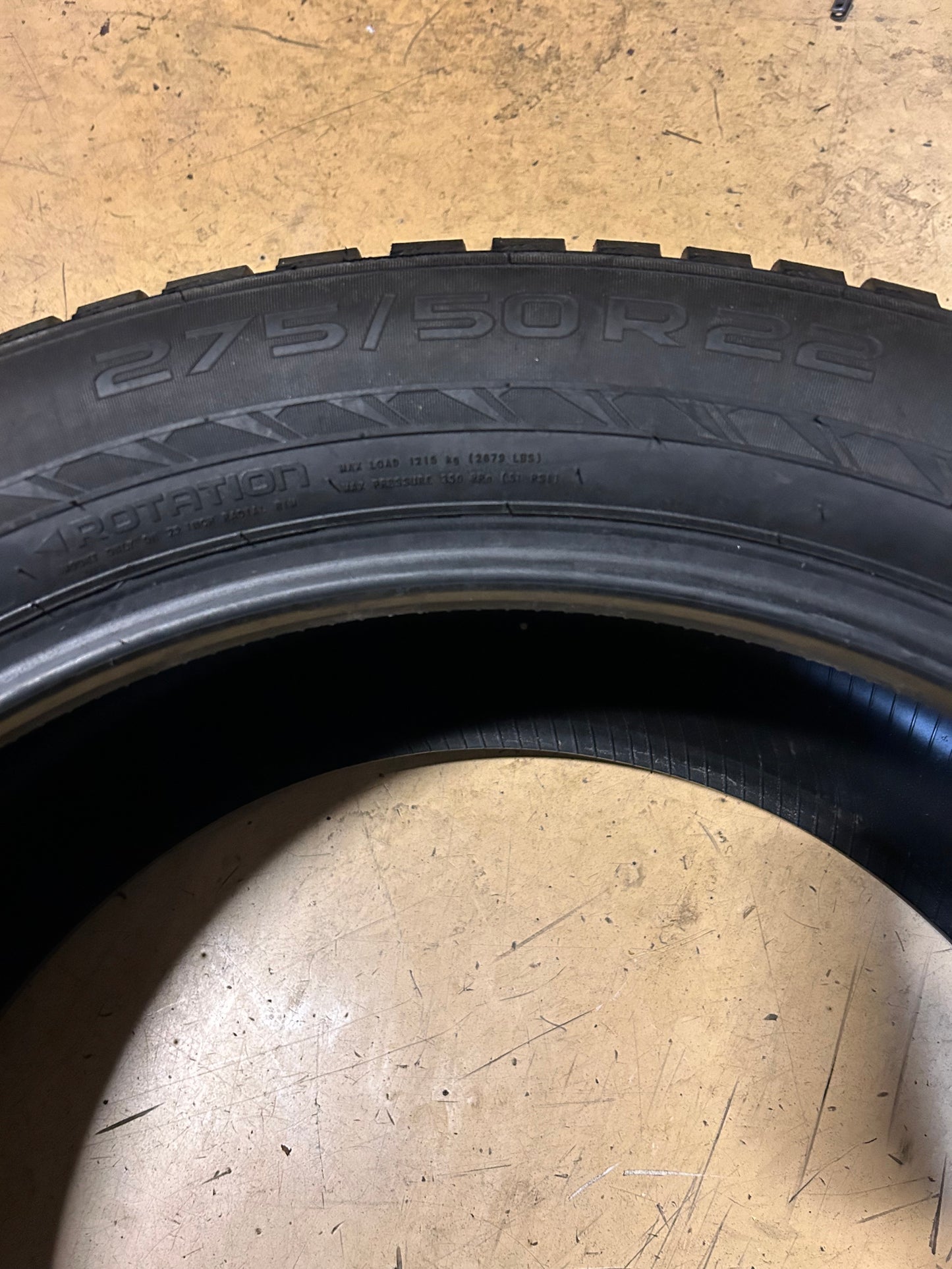 USED NOKIAN HAKKAPELIITTA 10 SUV STUDDED P 275 50 22 115T XL WINTER TIRE TS32535