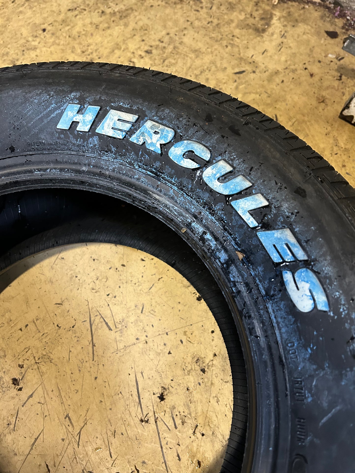 HERCULES H/P 4000 RWL P 255 60 15 102T ALL SEASON TIRE 02794