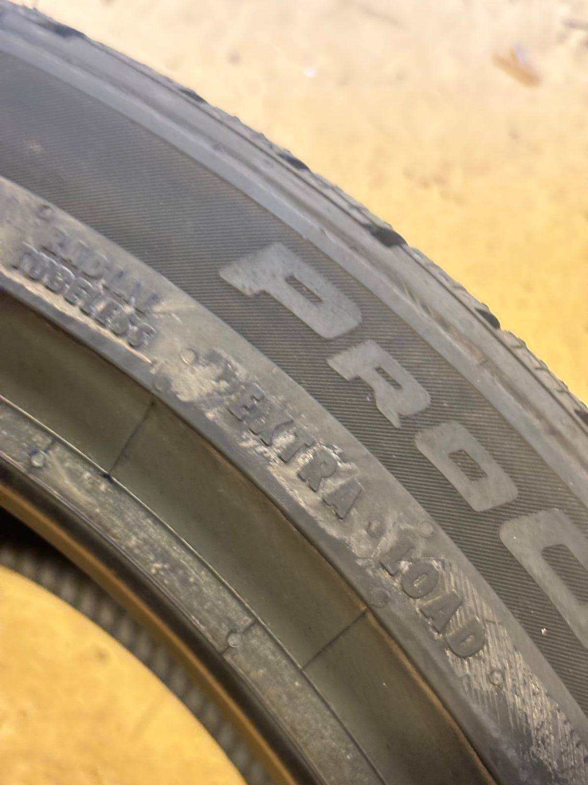 CONTINENTAL PROCONTACT GX BSW P 245 40 19 98H XL ALL SEASON TIRE 15500600000