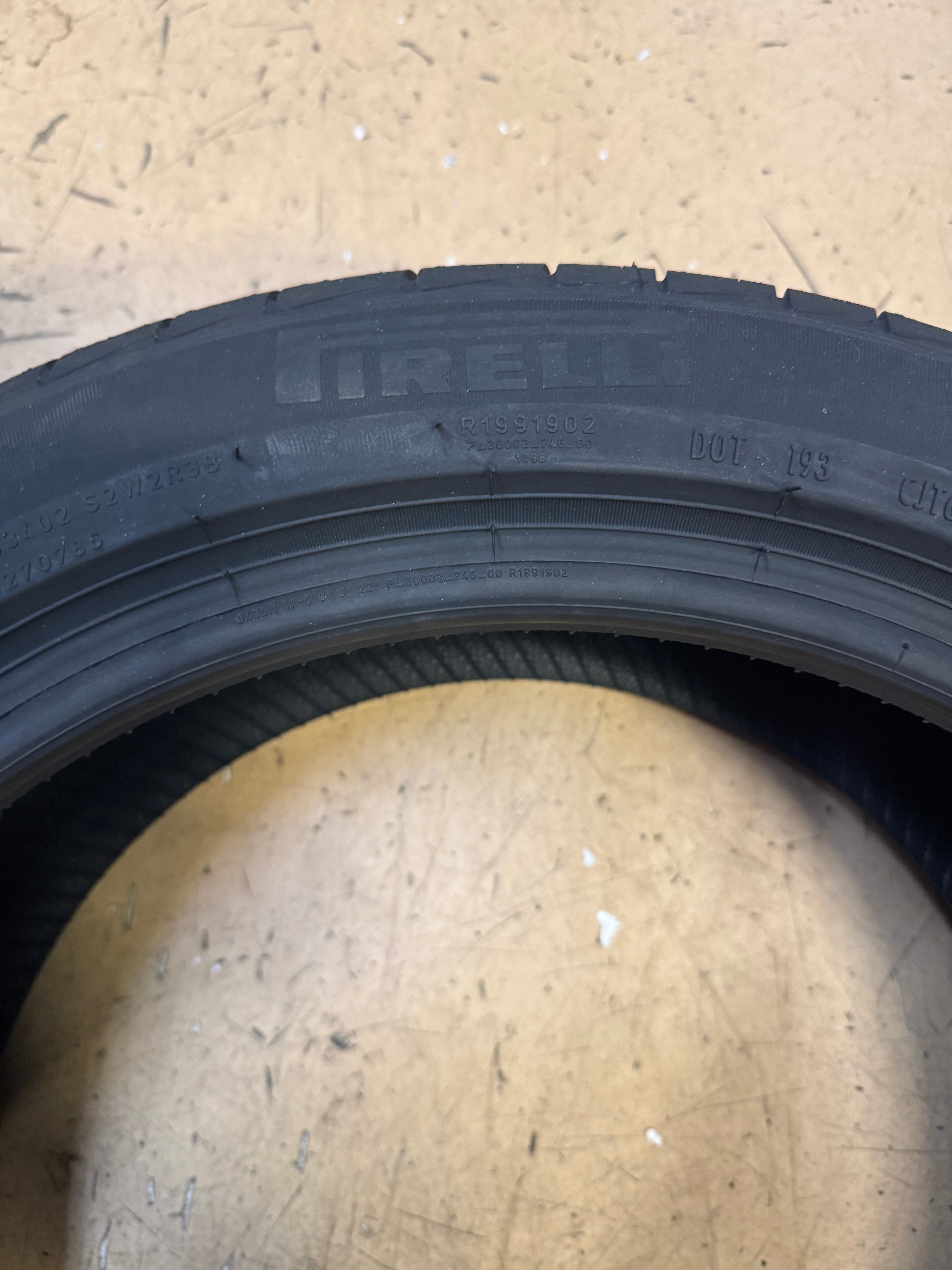 2 PIRELLI CINTURATO P7 ALL SEASON (RUN FLAT) BSW P 225 45 17 91V TIRE 2462400