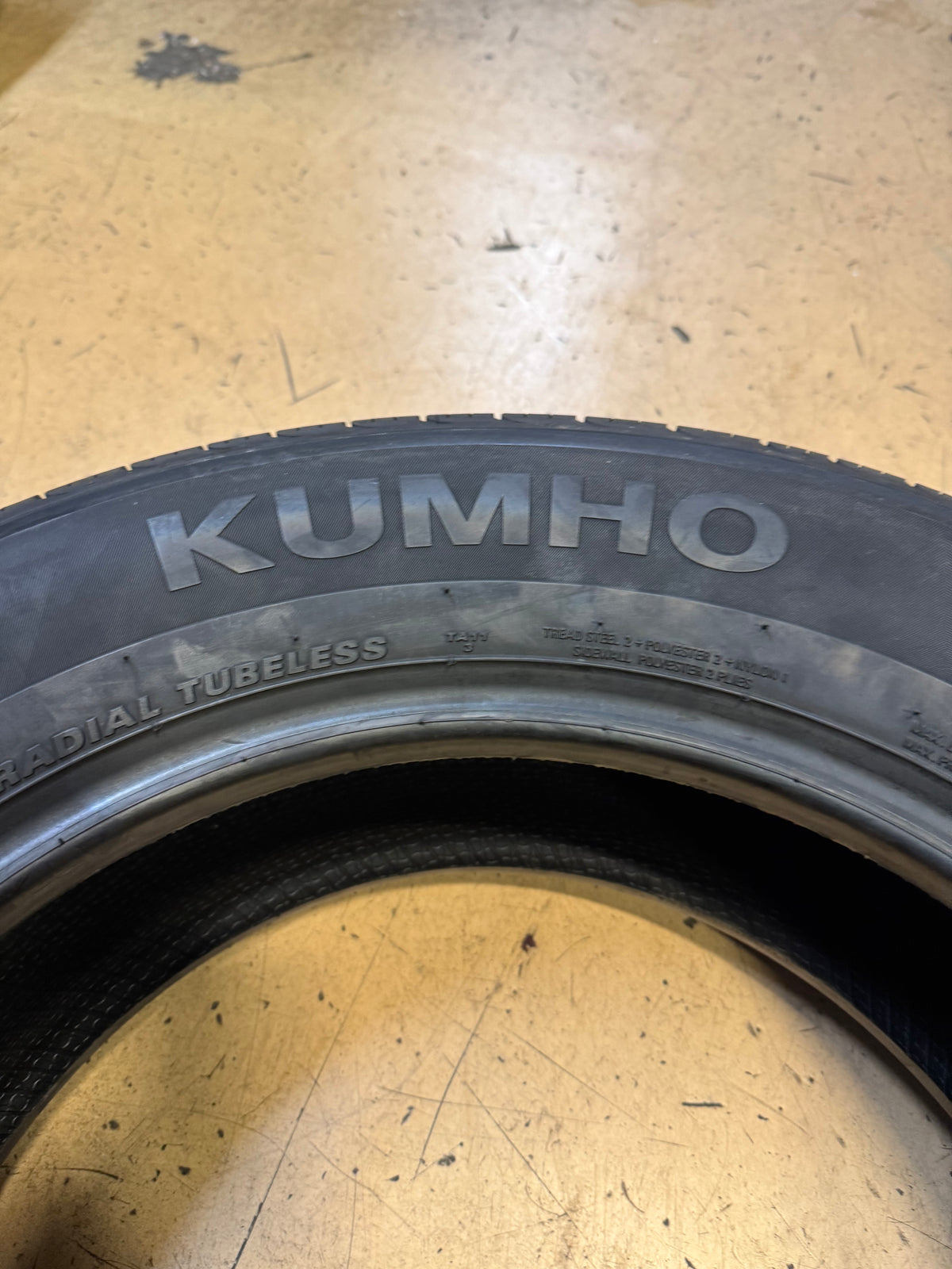 KUMHO SOLUS TA11 BSW P 215 65 17 99T ALLL SEASON TIRE 2182943