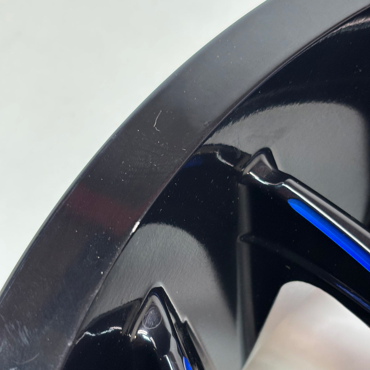 FUEL UTV ALUMINUM RIM D778 RUNNER UTV 18X7 5X156 ET13 GLOSS BLACK MILLED CANDY BLUE FINISH