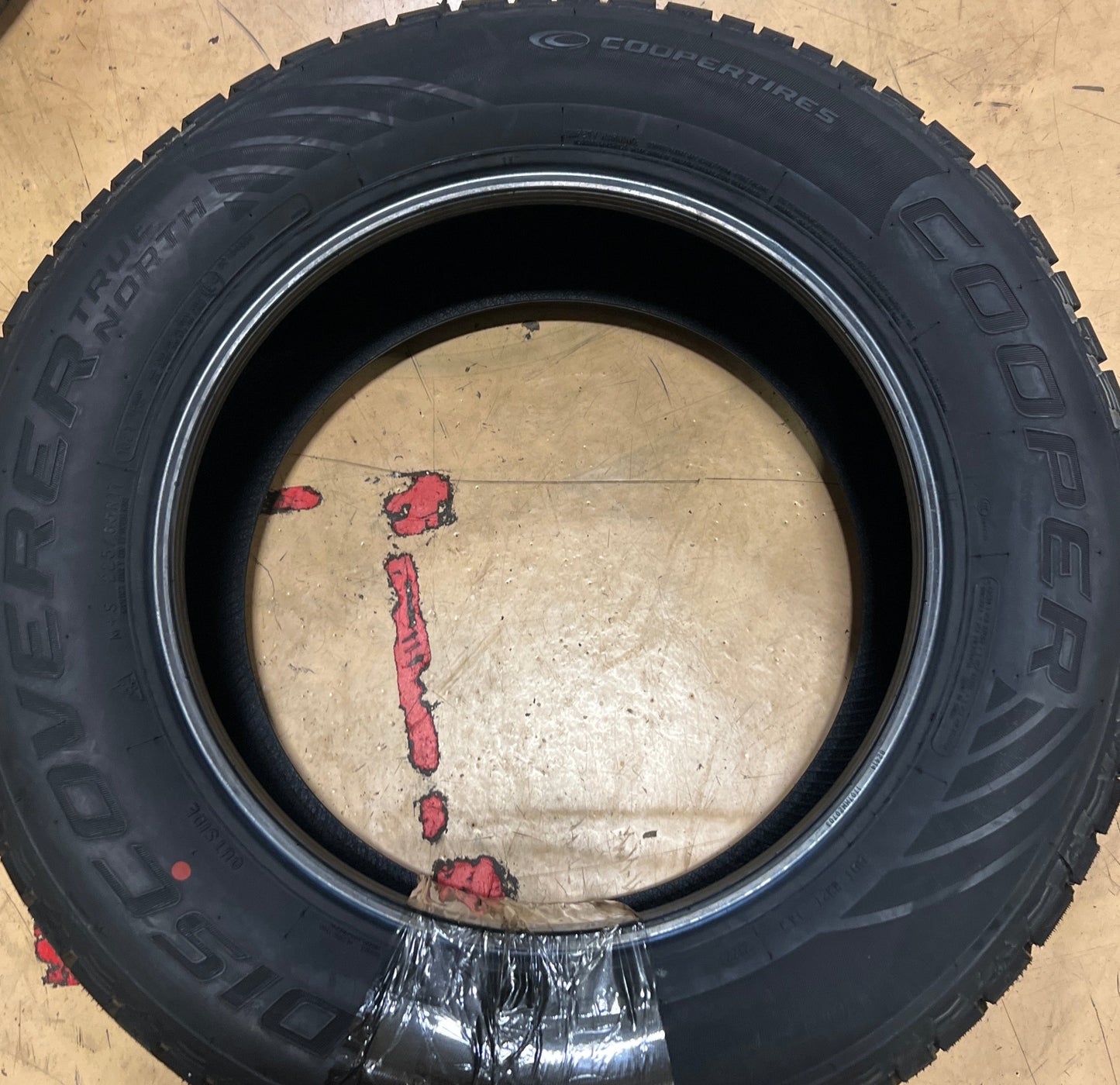 COOPER DISCOVERER TRUE NORTH BSW P 225 65 17 102T WINTER TIRE 166199004