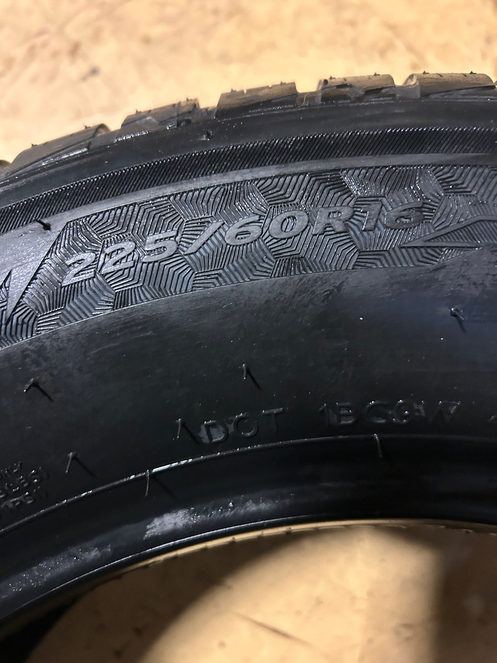 4 HANKOOK WEATHERFLEX GT BSW P 225 60 16 98H ALL WEATHER TIRE 1035976