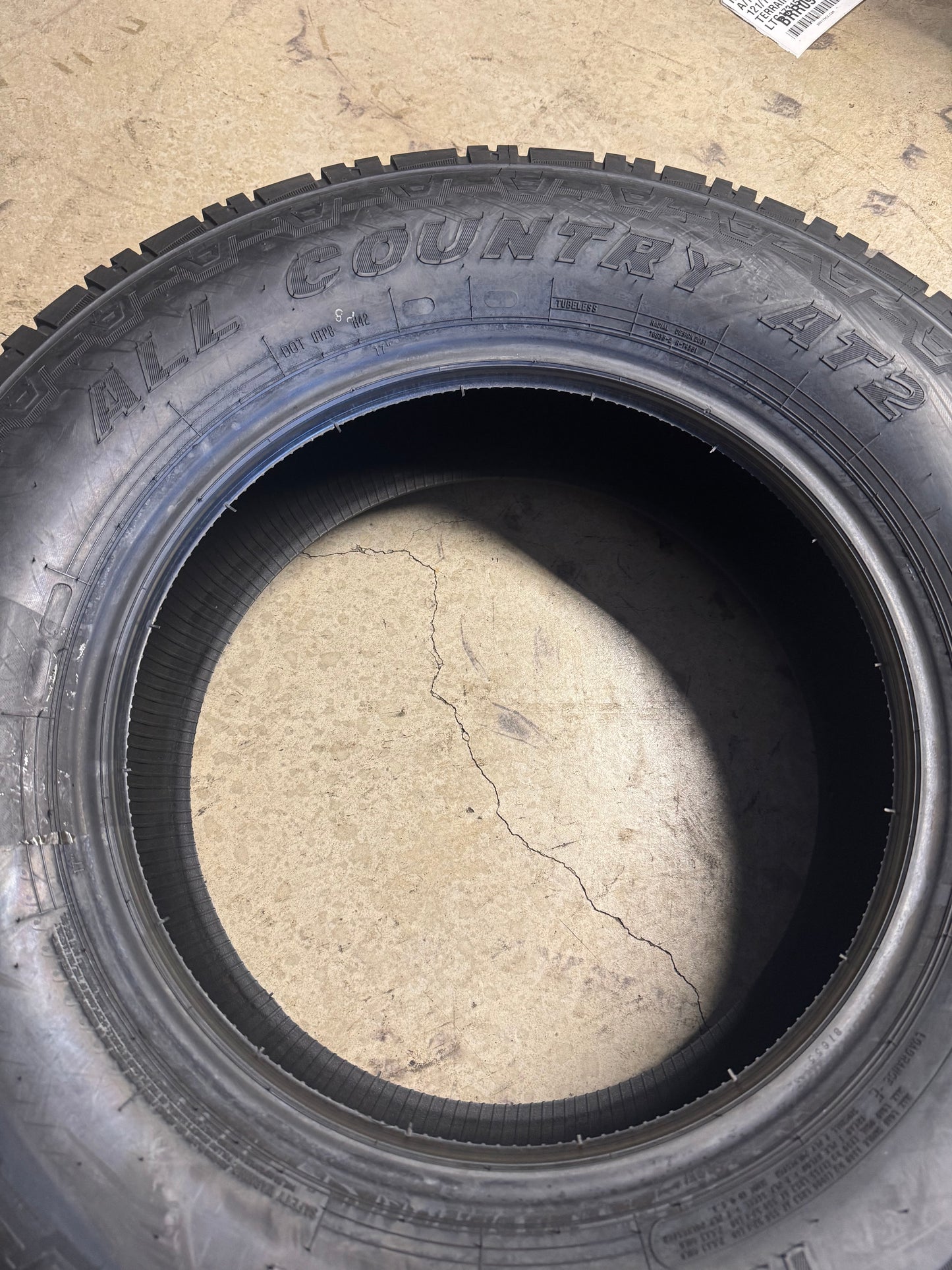 NOS IRONMAN ALL COUNTRY AT2 BSW LT 245 70 17 119/116S 10PLY ALL TERRAIN TIRE 7670