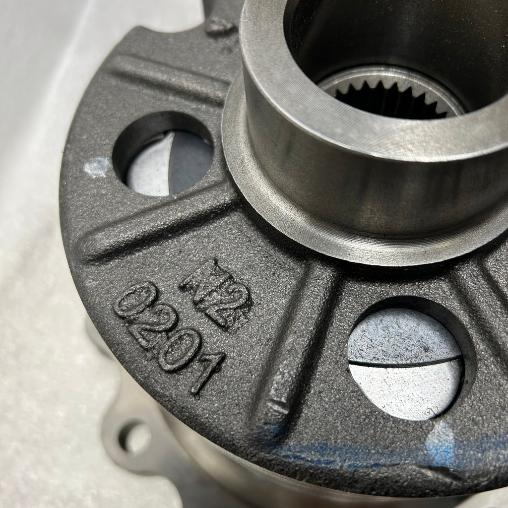 AAM 2019+ DODGE RAM 3500 30-SPILINE LIMITED SLIP REAR DIFFERENTIAL