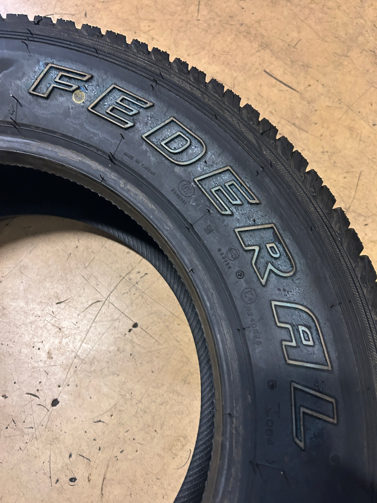2 NOS FEDERAL COURAGIA A/T OWL P 215 70 16 100T XL ALL TERRAIN TIRE 48AF63