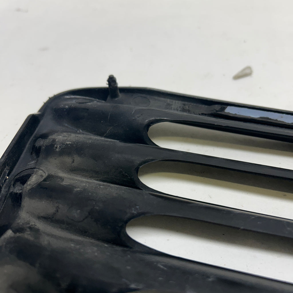 PORSCHE GRILL WALL FOR SPOILER  9935125870001C