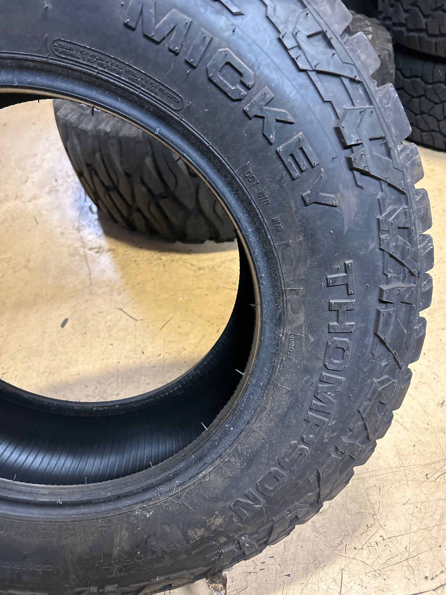 USED MICKEY THOMPSON BAJA BOSS A/T BSW P 265 70 17 116T XL TERRAIN 340016003