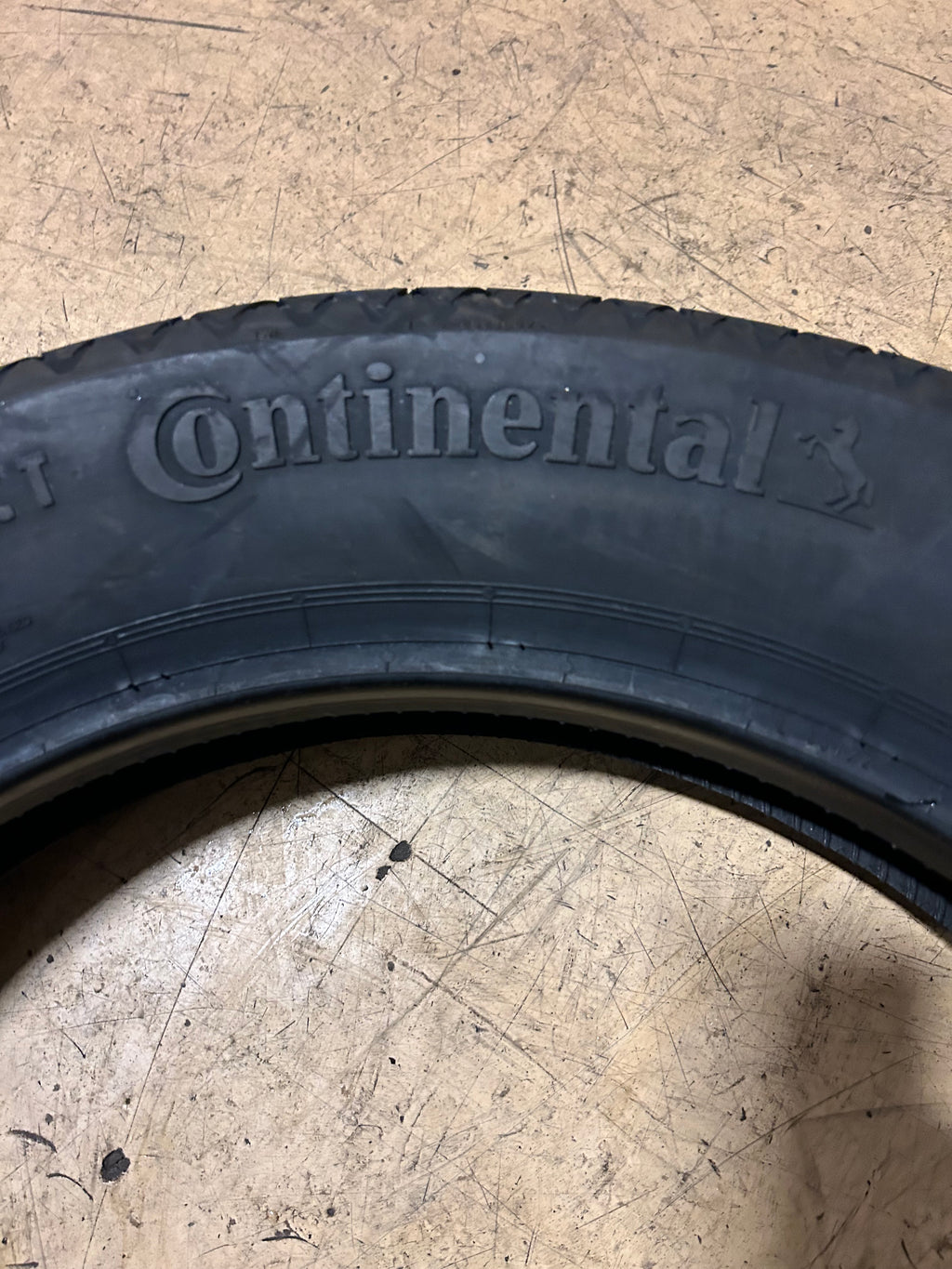 CONTINENTAL SCONTACT BSW T 135 80 17 102M SPARE TIRE 03114260000