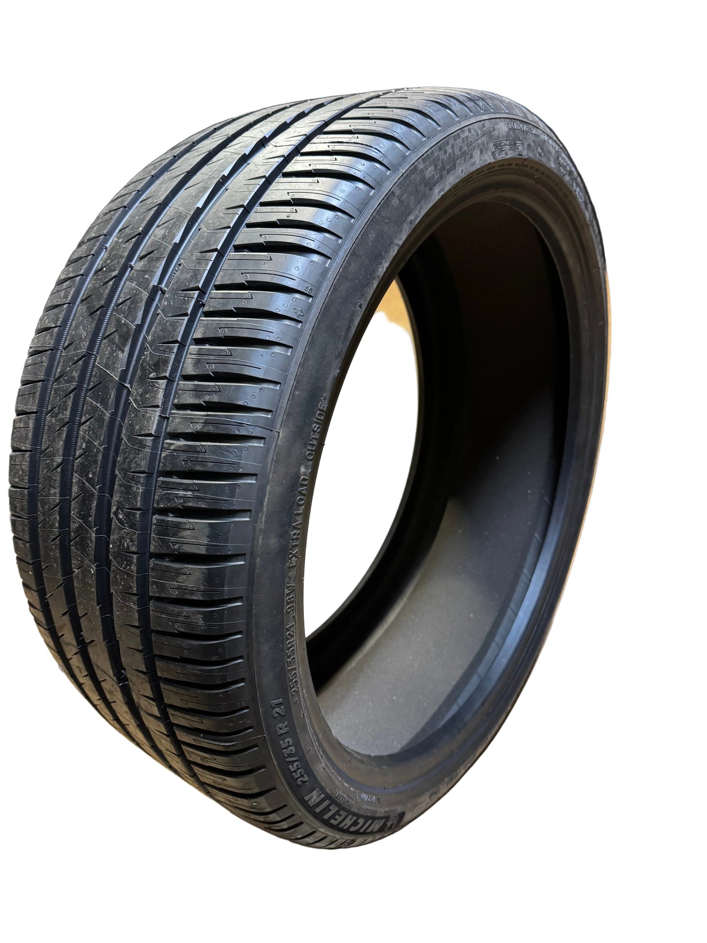 MICHELIN PILOT SPORT EV (FOAM) BSW P 255 35 21 98W XL UHP SUMMER TIRE 04270