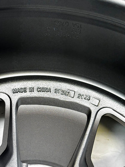 LEGENDARY WHEEL CO. STYLED ALLOY WHEEL 17"X8" CHARCOAL/MACHINED 5X114.3 ET7.4