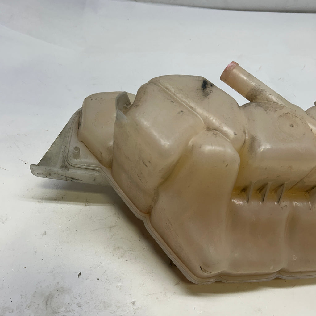 PORSCHE COOLANT EXPANSION TANK MISSING CAP  99610615703