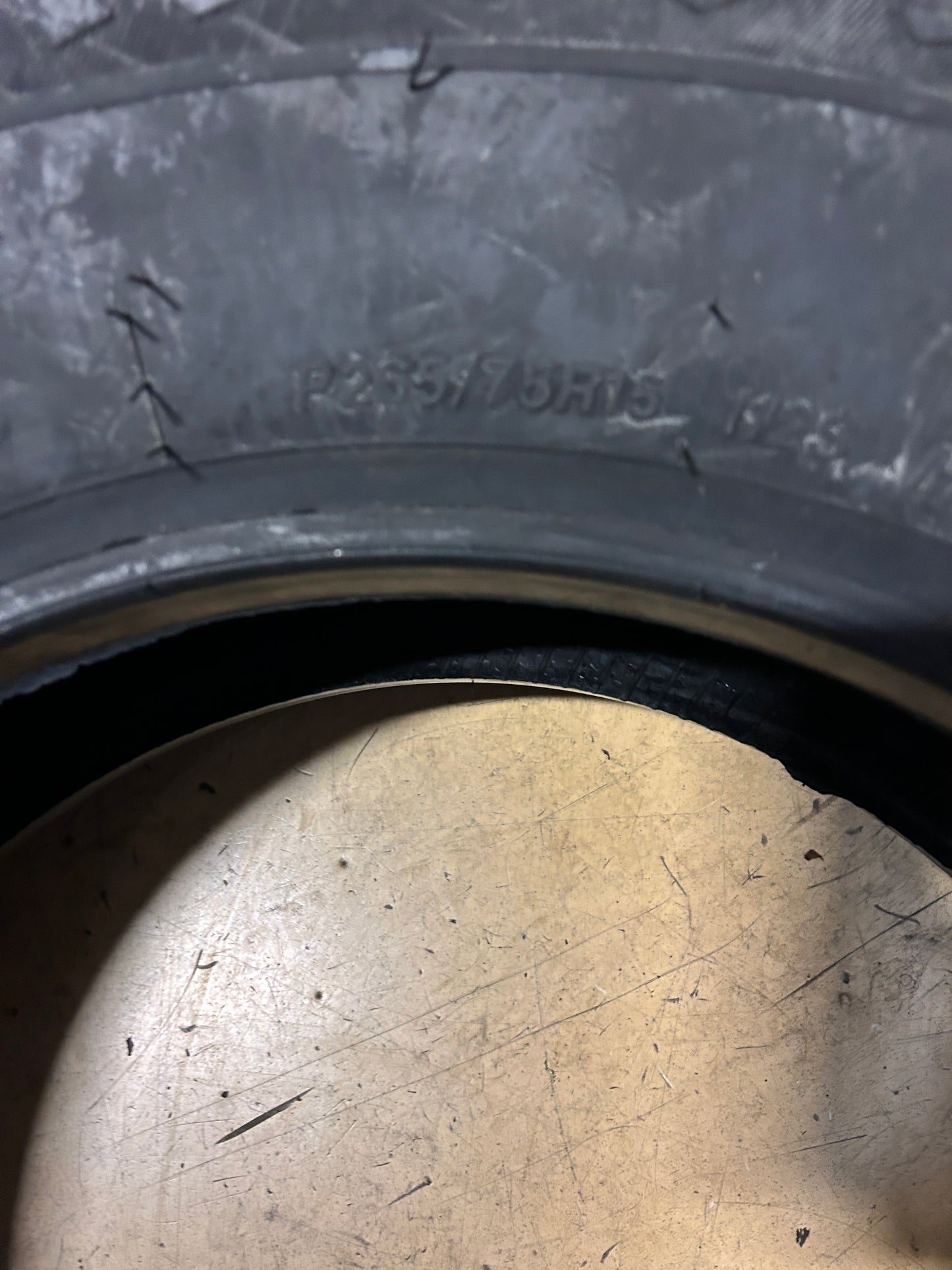 FIRESTONE WINTERFORCE 2 UV BSW P 265 75 15 112S WINTER TIRE 148606