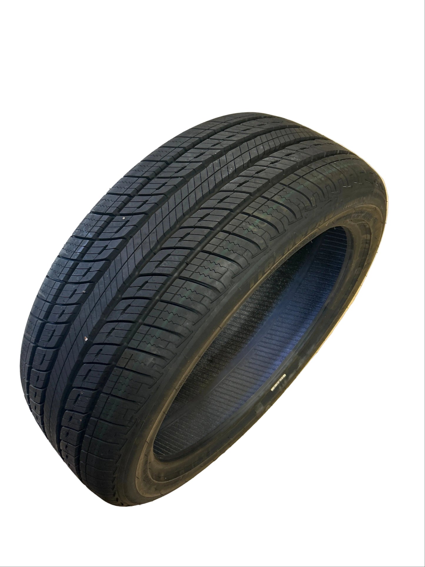 2 UNIROYAL TIGER PAW TOURING A/S BSW P 235 45 19 95V ALL SEASON TIRE 08507
