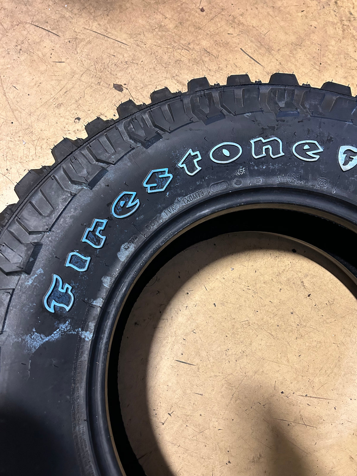FIRESTONE DESTINATION M/T2 OWL LT 255 75 17 111/108Q 6PLY MUD TIRE 011618