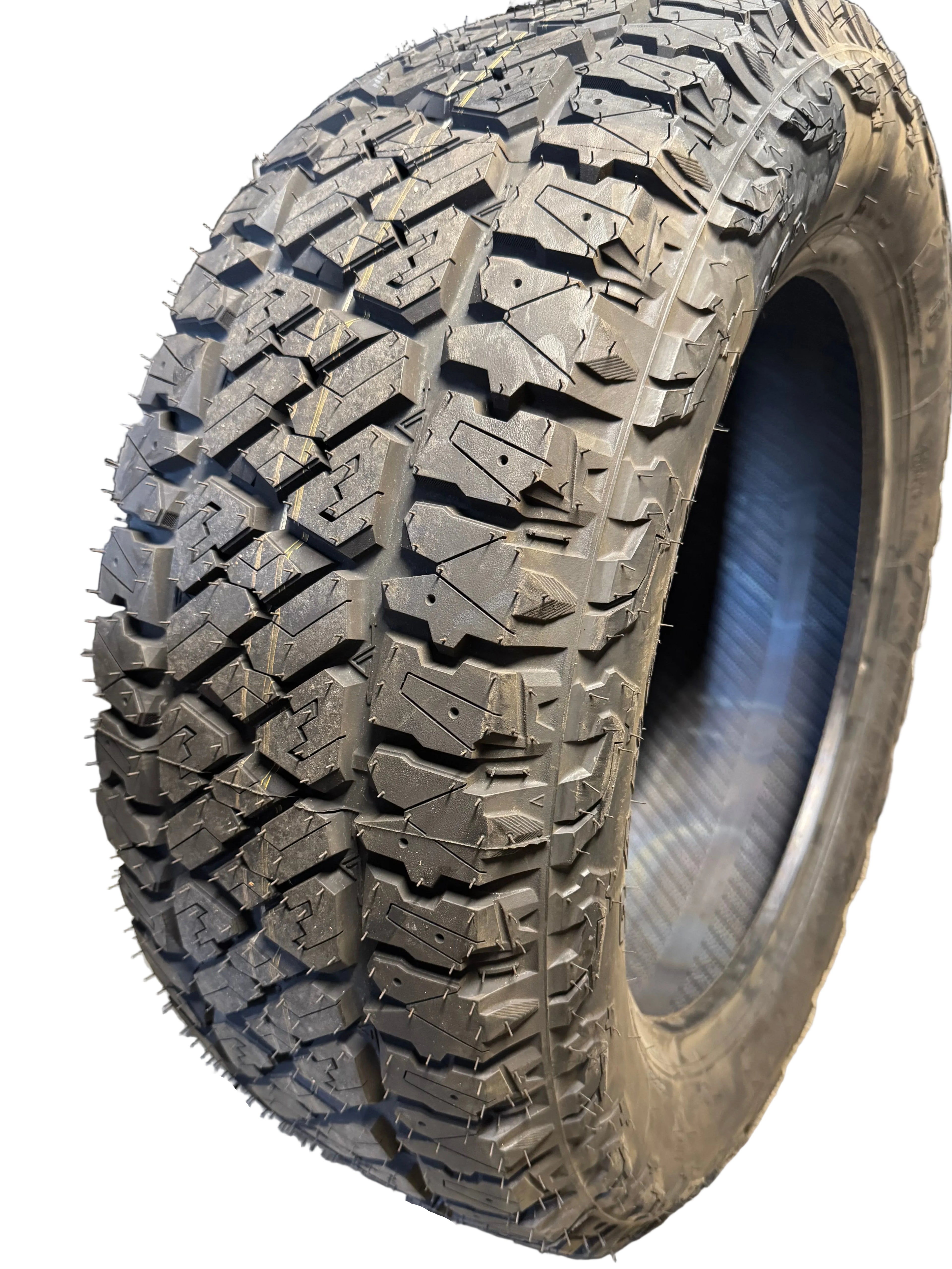 2 THUNDERER RANGER A/TR BSW P 275 55 20 117T XL ALL TERRAIN TIRE TH1721