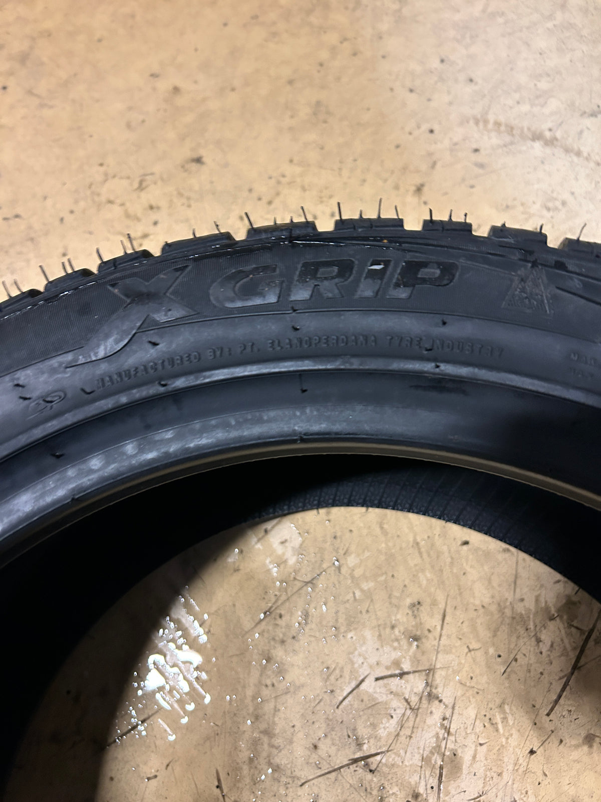 ACCELERA X GRIP BSW P 225 45 17 94V XL WINTER TIRE 1200045925