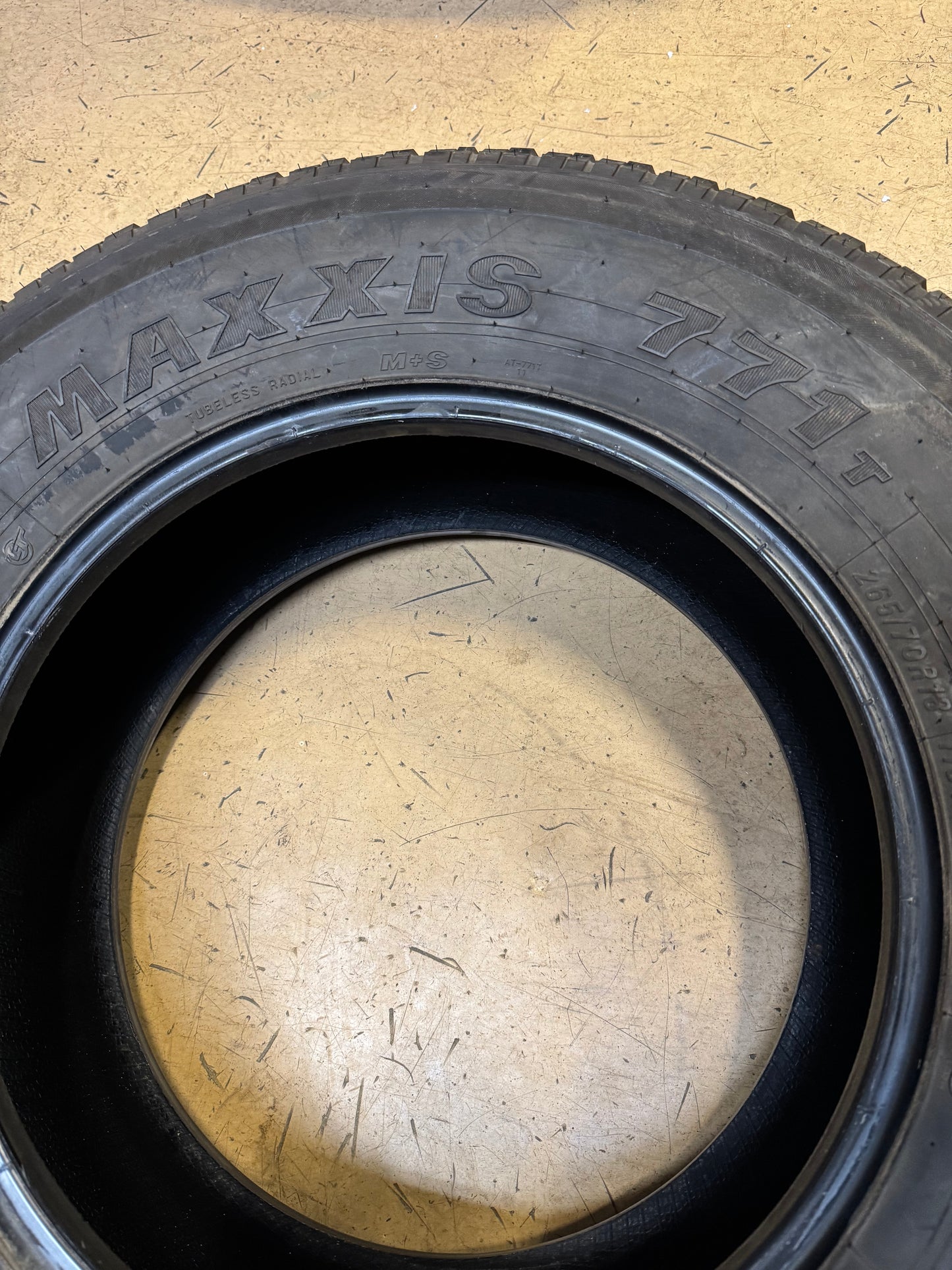 NOS MAXXIS 771T BRAVO A/T BSW P 265 70 18 116T ALL TERRAIN TIRE MBA2657018