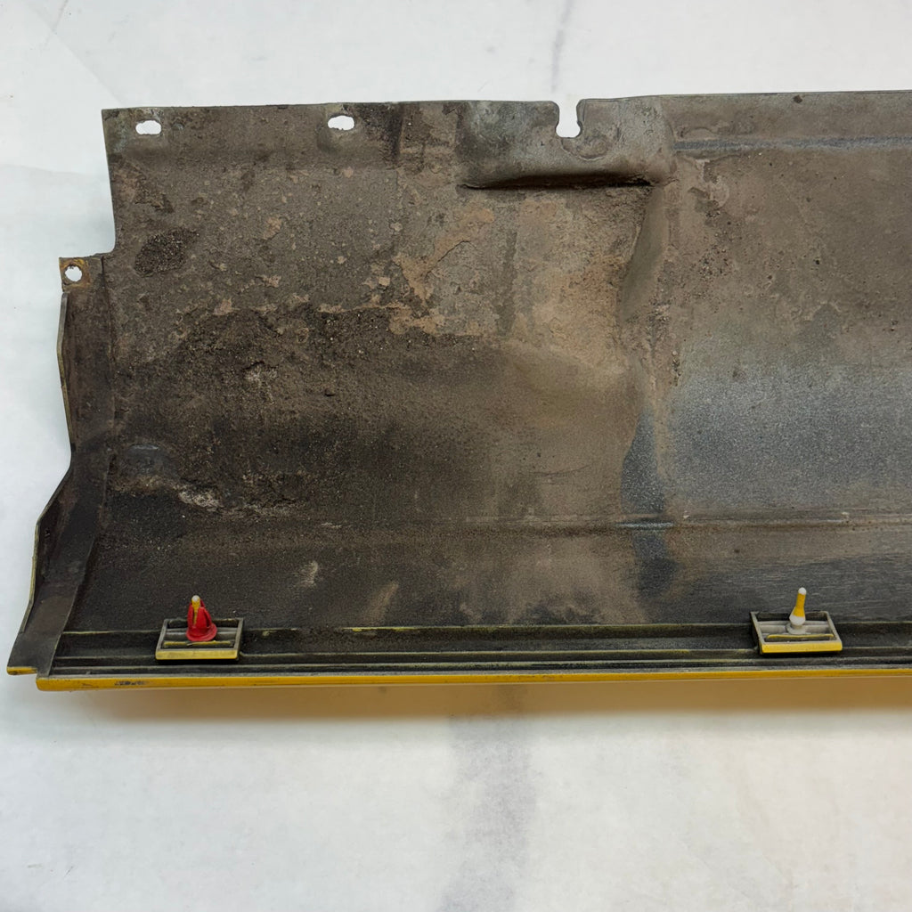 GENUINE PORSCHE RH ROCKER PANEL SPEED YELLOW 964 89-93