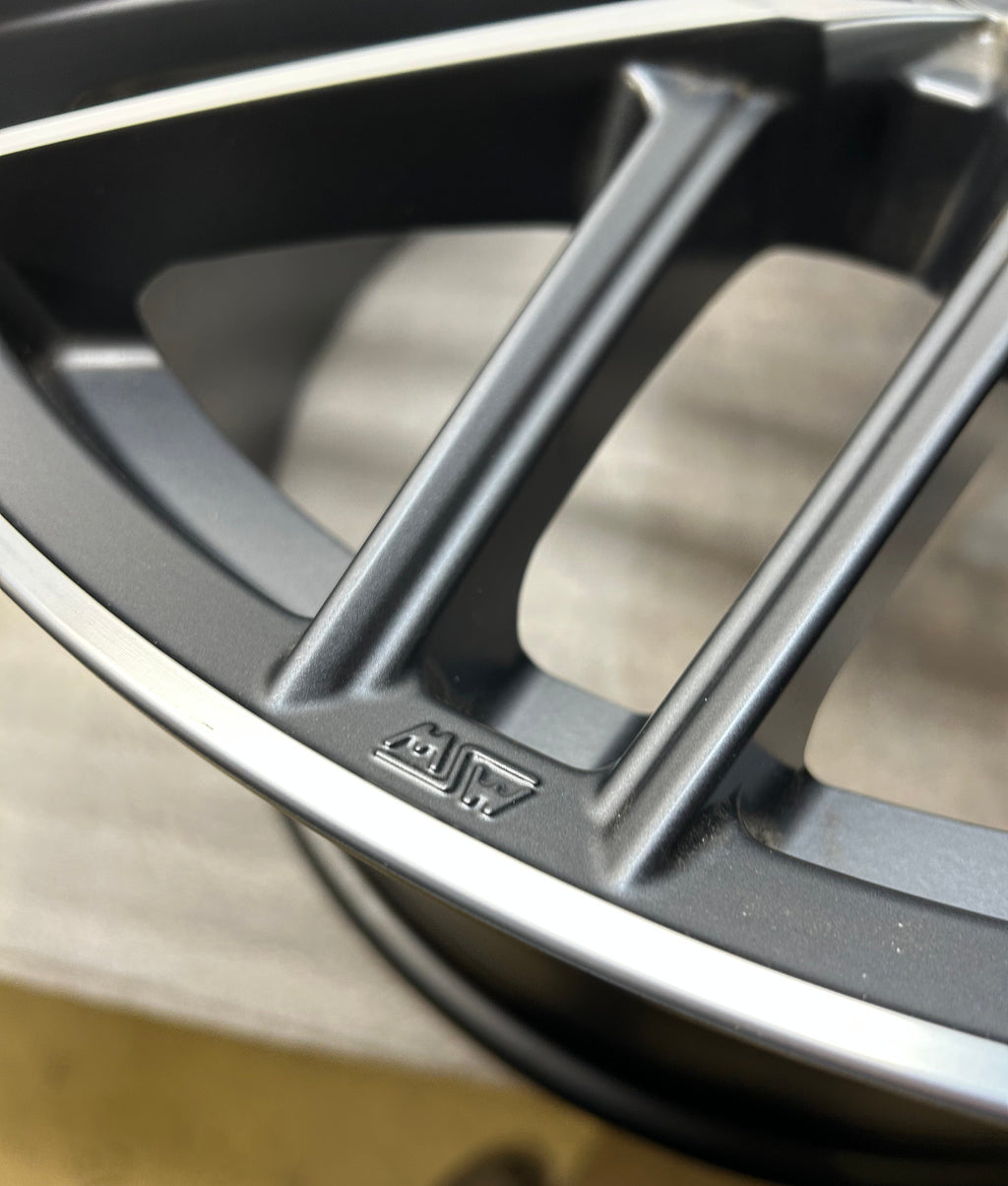 MSW TYPE 50 21X10.5 ET43 5X112 MACHINED W/GUNMETAL ACCENT REAR WHEEL