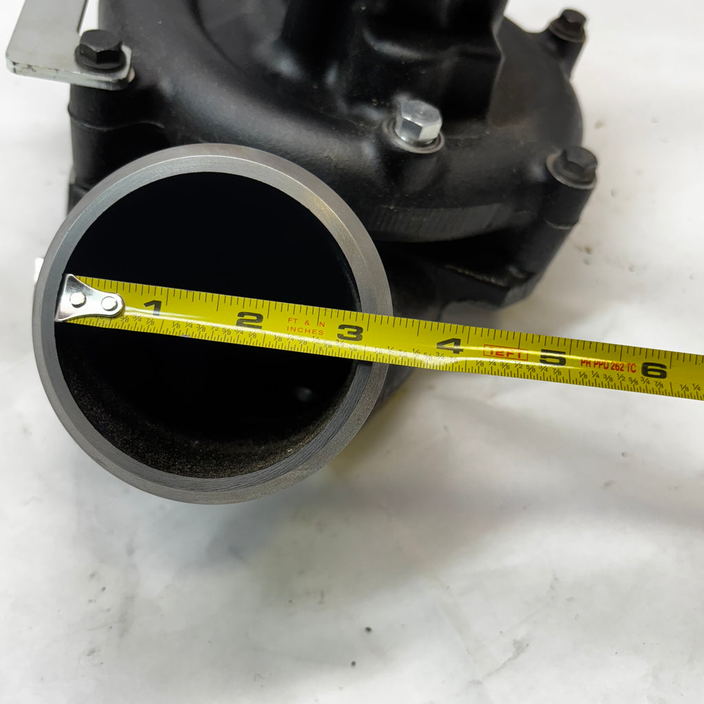 GENUINE JOHN DEERE WATER PUMP TRACTOR DOZER LOADER COMBINE DZ115195 R586756