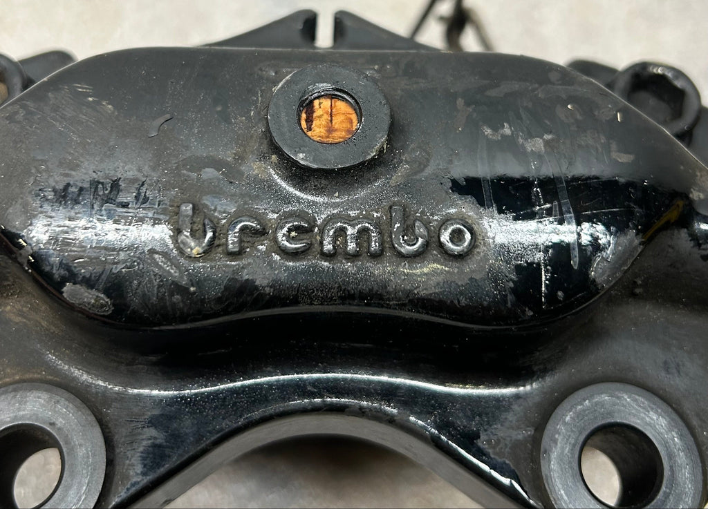 PORSCHE 944 TURBO BLACK FRONT BREMBO BRAKE CALIPER 20 4673 00