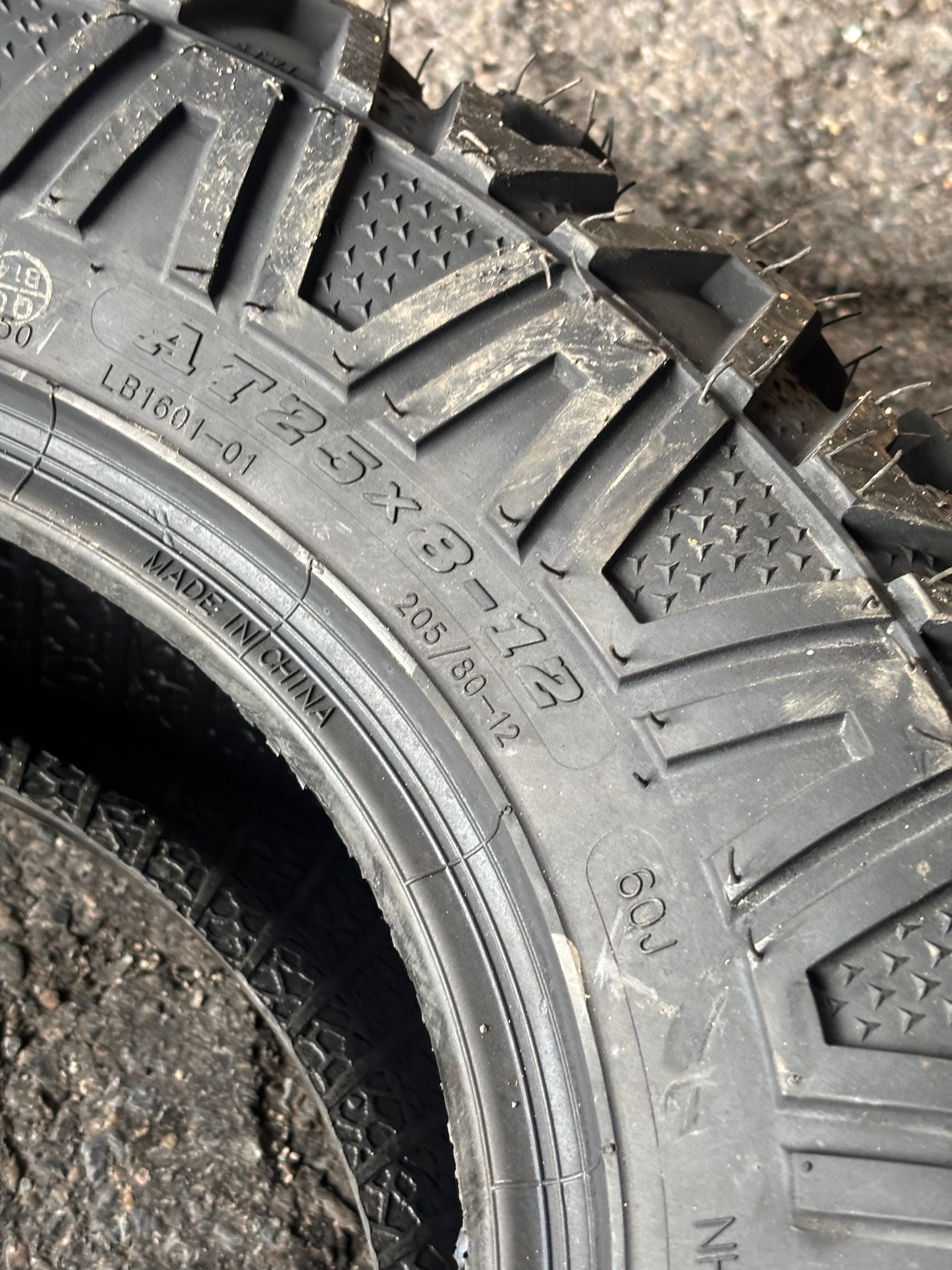 NOS FREECOUNTRY LB1601 BSW AT 25 8 12 60J 8 PLY TIRE ‎102662