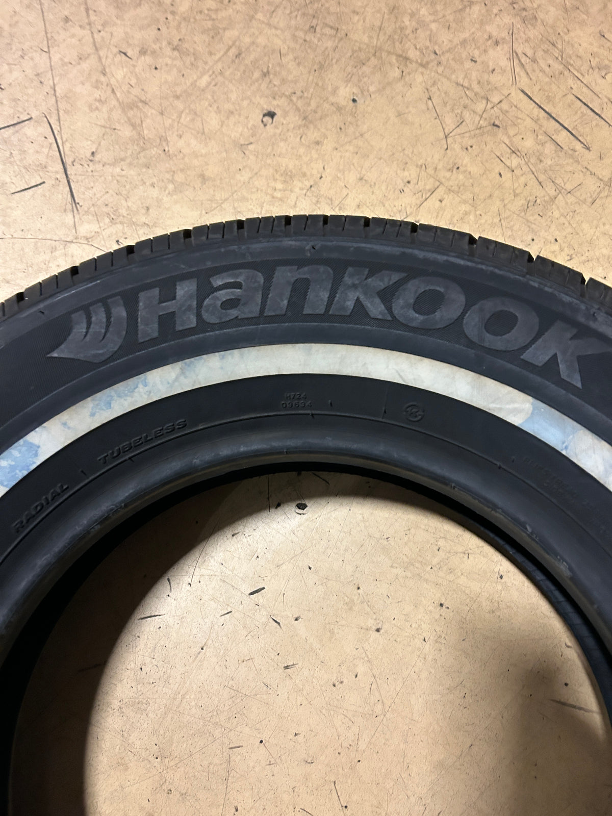 NOS HANKOOK OPTIMO H724 NWW P 195 75 14 92S ALL SEASON TIRE 1011010