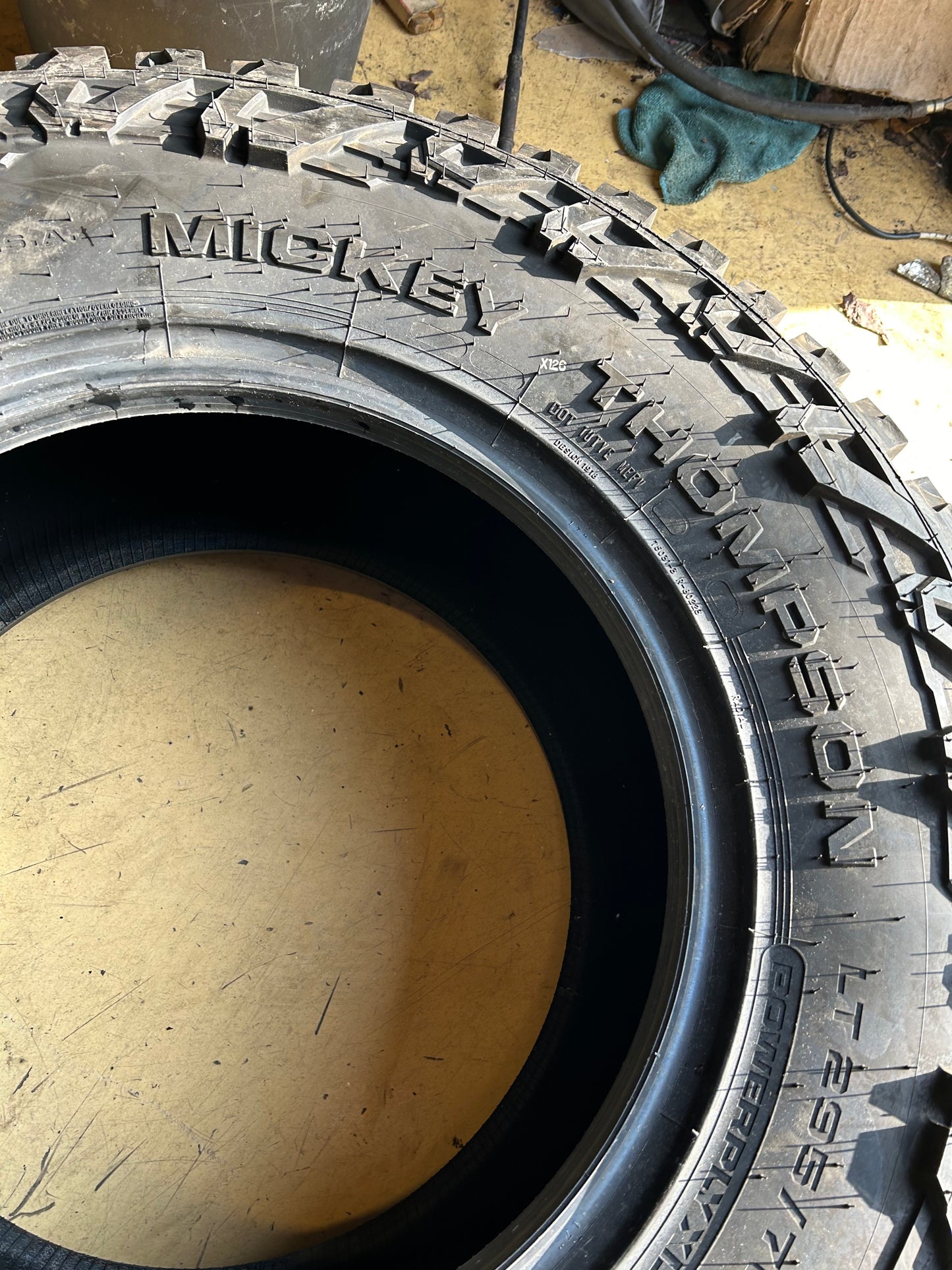 MICKEY THOMPSON BAJA BOSS A/T BSW LT 295 70 17 121/118Q 10PLY  TIRE 331021001