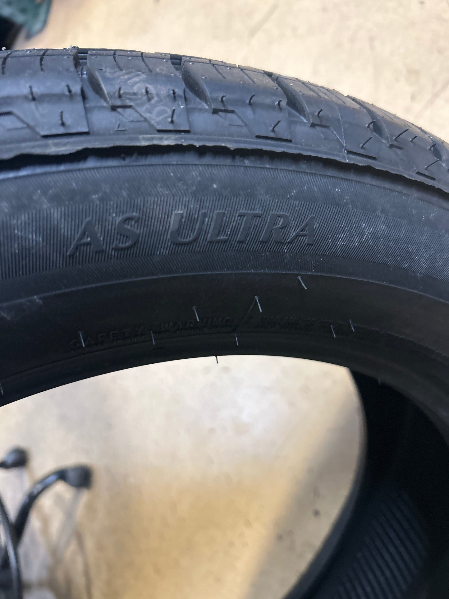 BRIDGESTONE ALENZA AS ULTRA BSW P 235 55 19 105W XL ALL SEASON TIRE 013279