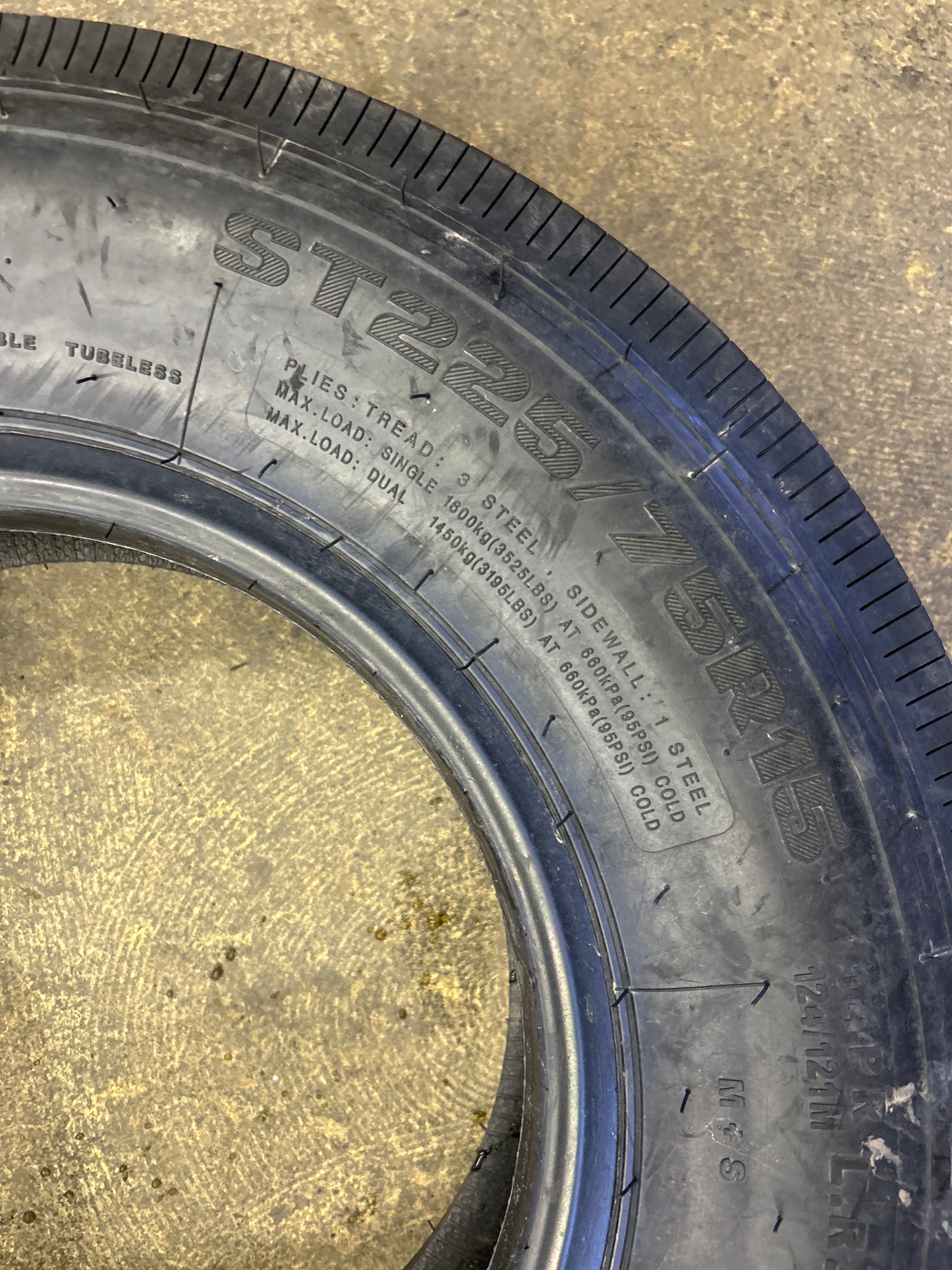 SUNTEK HP PLUS BSW  225 75 15 124/121M 14PLY  TIRE SK0003