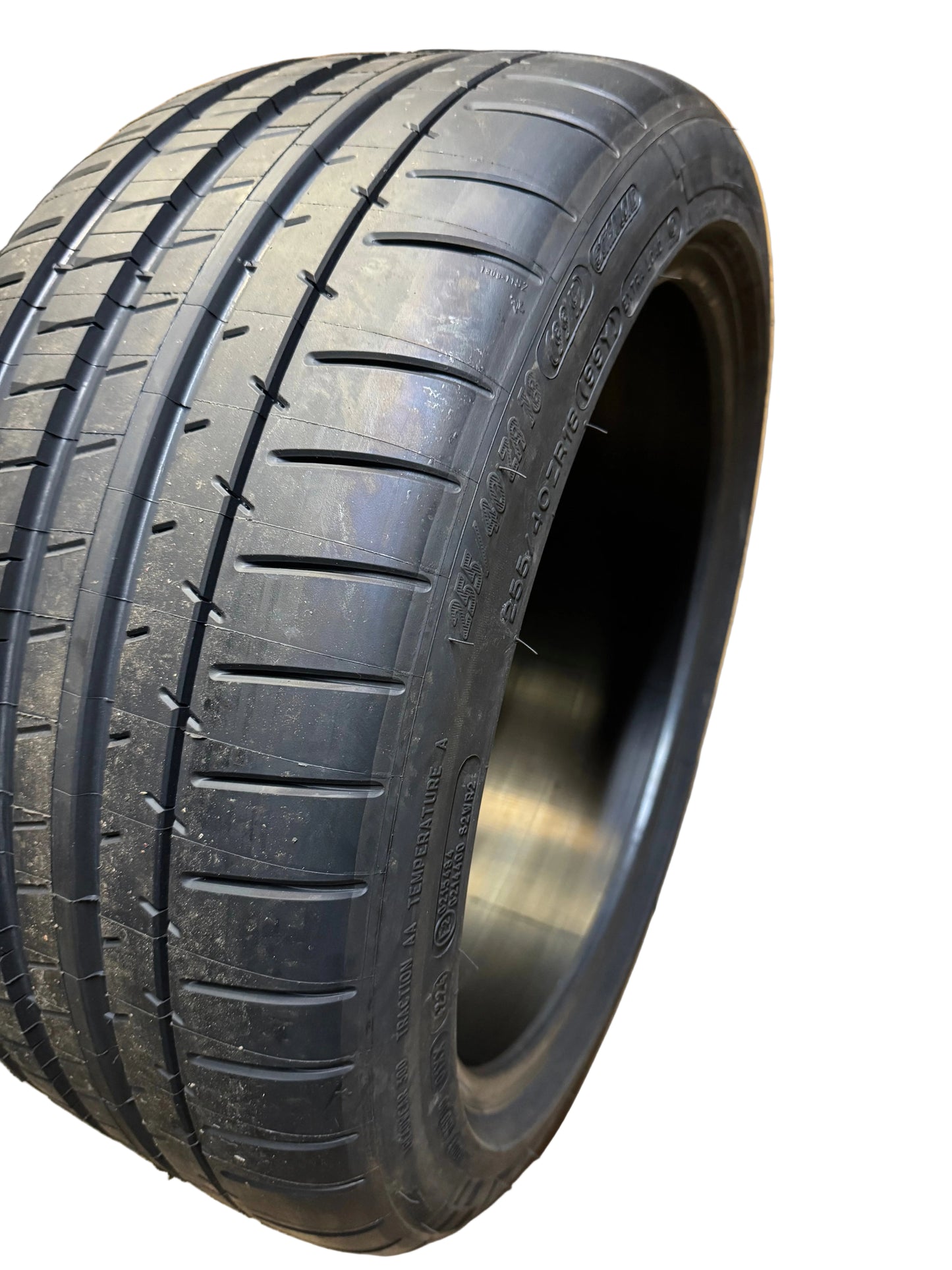 MICHELIN SUPER SPORT (MO1) BSW P 255 40 18 99Y XL UHP SUMMER TIRE 08649