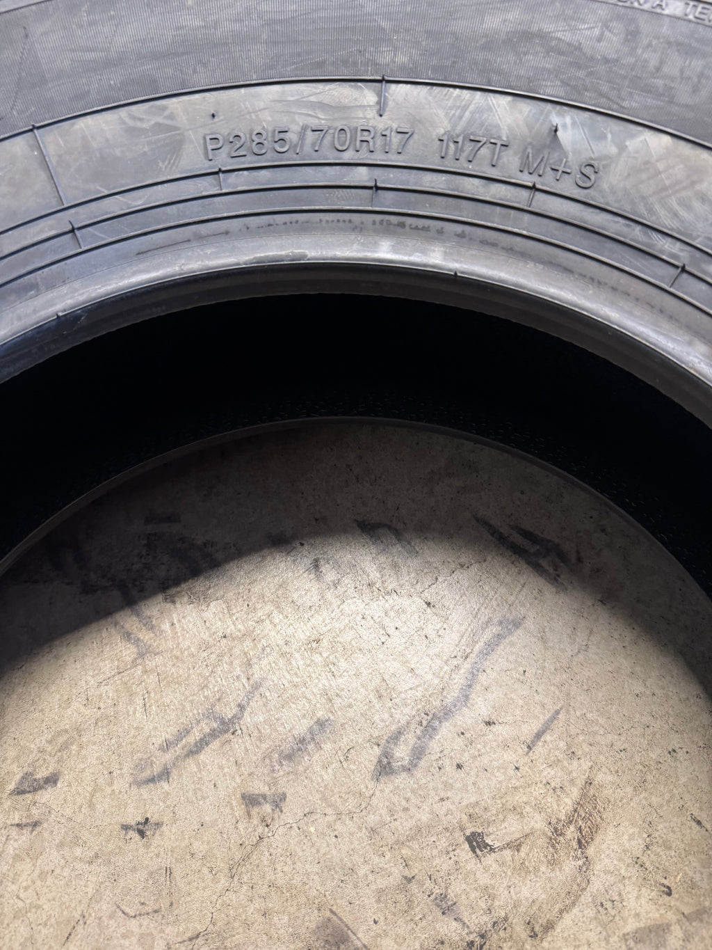 TRAVELSTAR ECOPATH AT BSW P 285 70 17 117T ALL TERRAIN TIRE LLSUV019