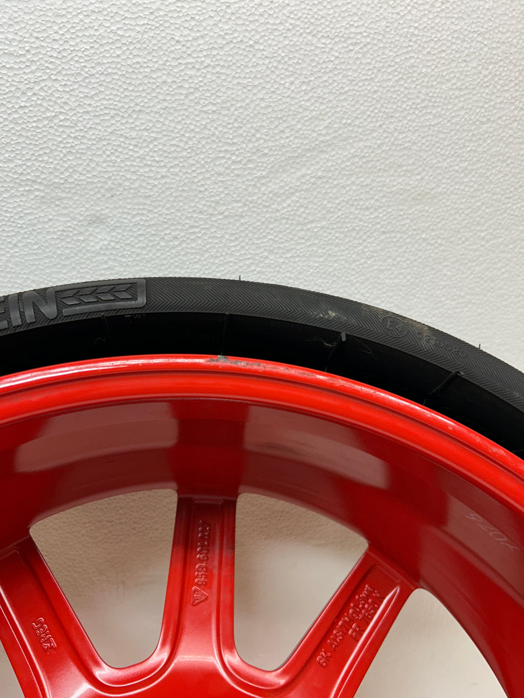 2017 PORSCHE MACAN OEM SPARE 6X18 ET14 WHEEL & TIRE 95B601027
